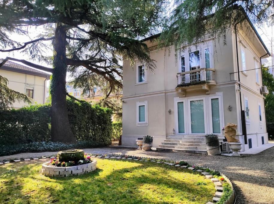 Casa Valli Ρέτζιο Εμίλια Εξωτερικό φωτογραφία