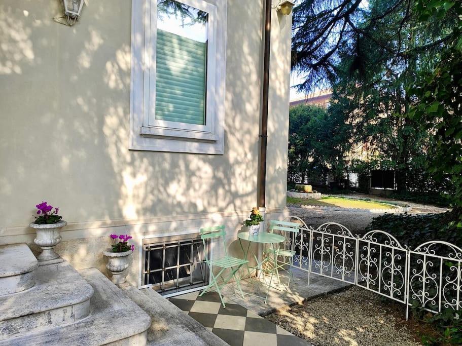 Casa Valli Ρέτζιο Εμίλια Εξωτερικό φωτογραφία